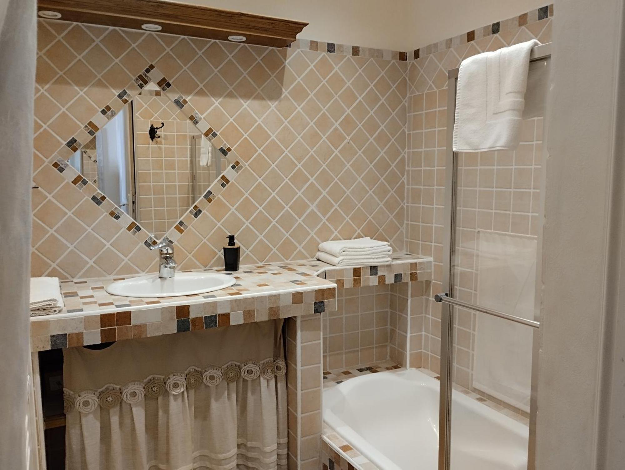 فندق Le Patio غراينا المظهر الخارجي الصورة